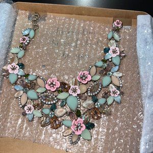 NIB Chloe + Isabel Femme des Fleurs Statement Necklace